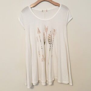 Altar'd State‎ Womens Cap Sleeve Arrow Tee Size Medium